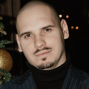 Дмитро Єфремов